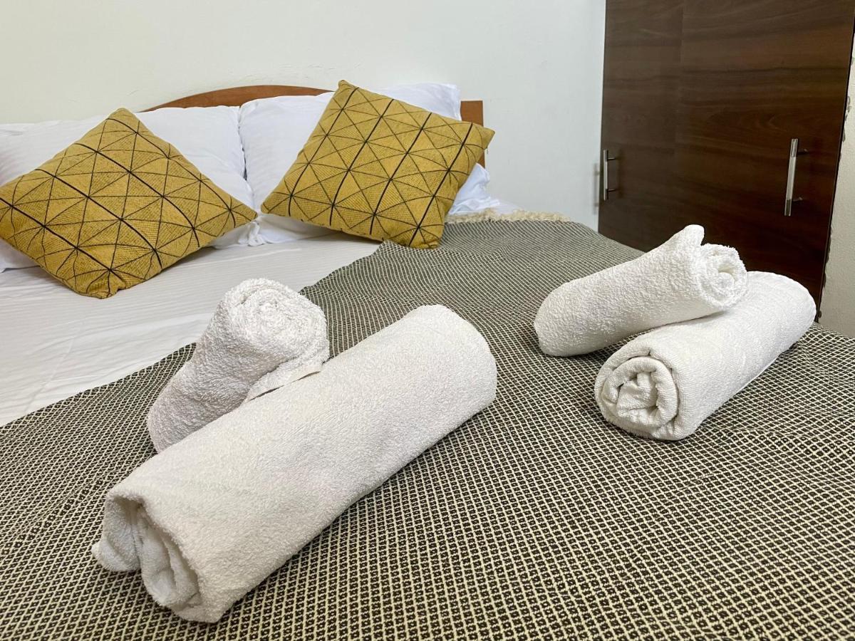 Grinda House - City Center Park And Stay Braşov Buitenkant foto